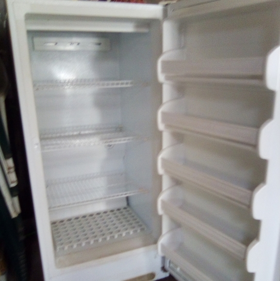 Freezer - Picture 1 of 1